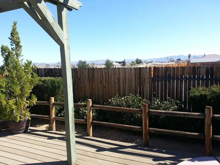 16376 Appletree Ln — Photo 4