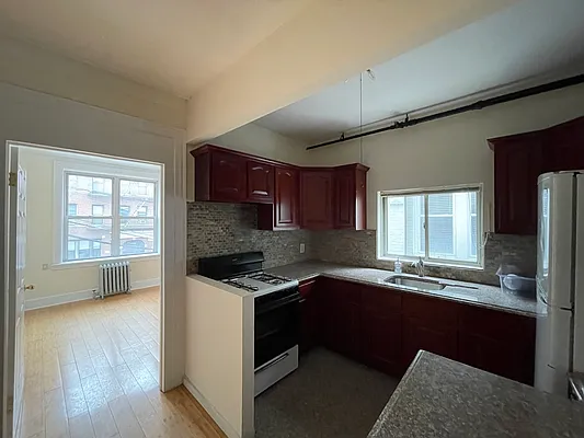 Rented by ABCO Commercial Properties, LLC | media 13