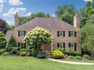 85 Alexander Dr, Mcmurray, PA