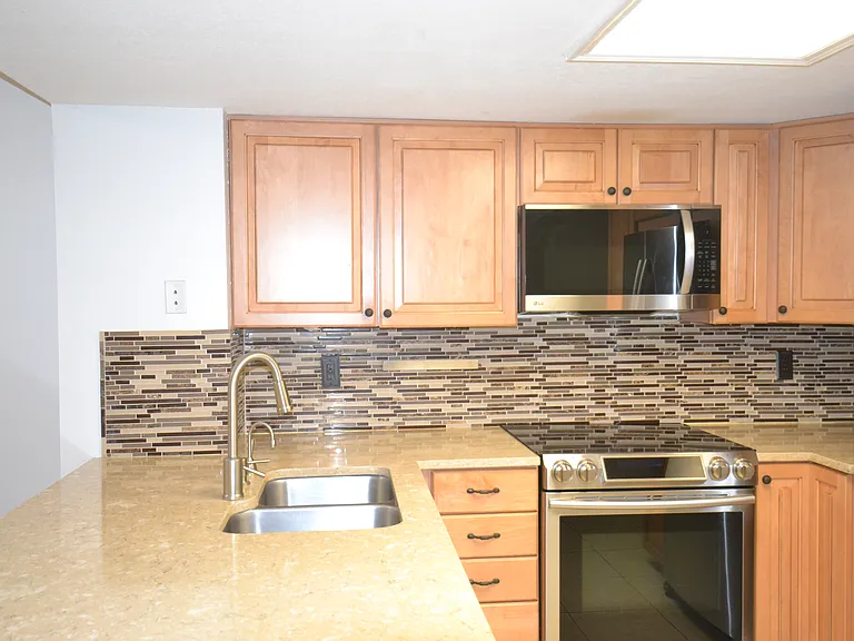 3379 Fox Hunt Dr — Photo 72