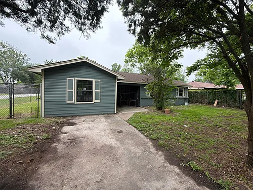 222 E John Alber Rd Photo 1