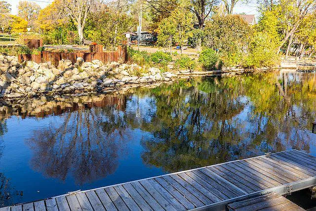 5200 Lake Mendota Dr — Photo 24