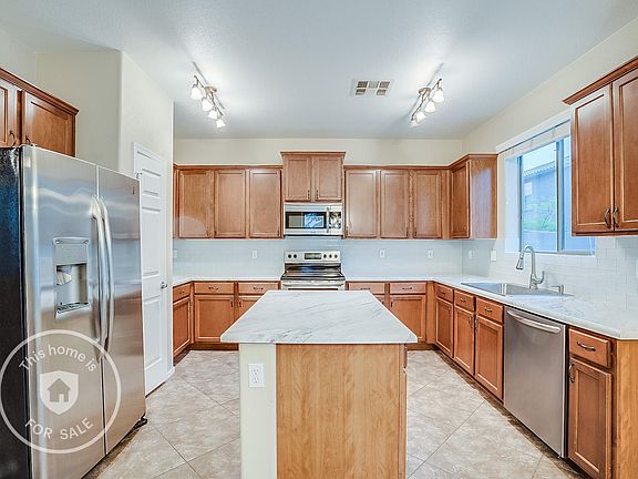 2nd image of 3809 E Morelos St