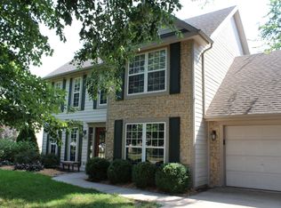 102 N Sharon Dr, Lawrence, KS 66049