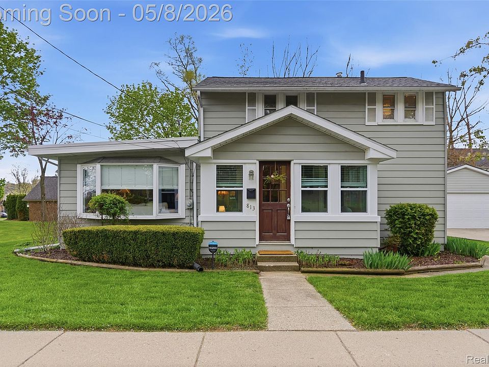 1st image of 813 1st St