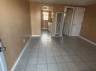 304 Clyde St #C, Bakersfield, CA 93307