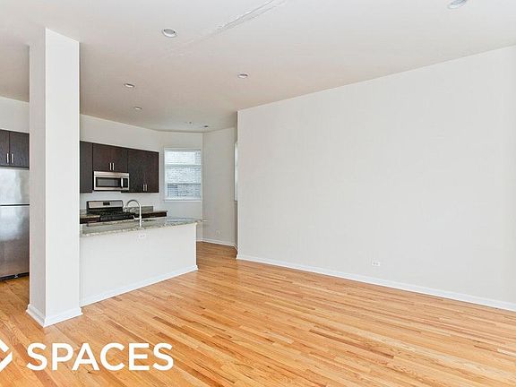 2nd image of 675 W Roscoe Street # 303 Fl 3rd