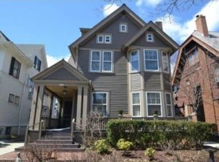 3263 N Shepard Ave, Milwaukee, WI 53211