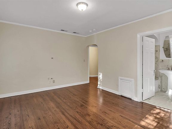 3rd image of 4529 Westway Ave