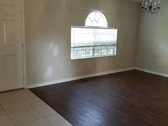 4 bed, 2238 sqft, $3,190 — Photo 3