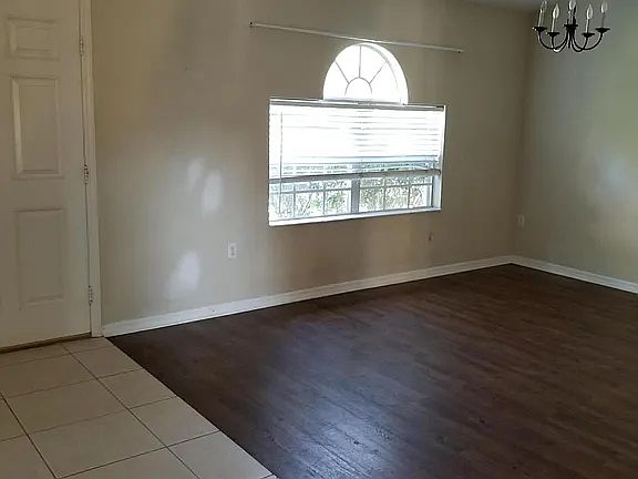 2nd image of 4040 Scotland St