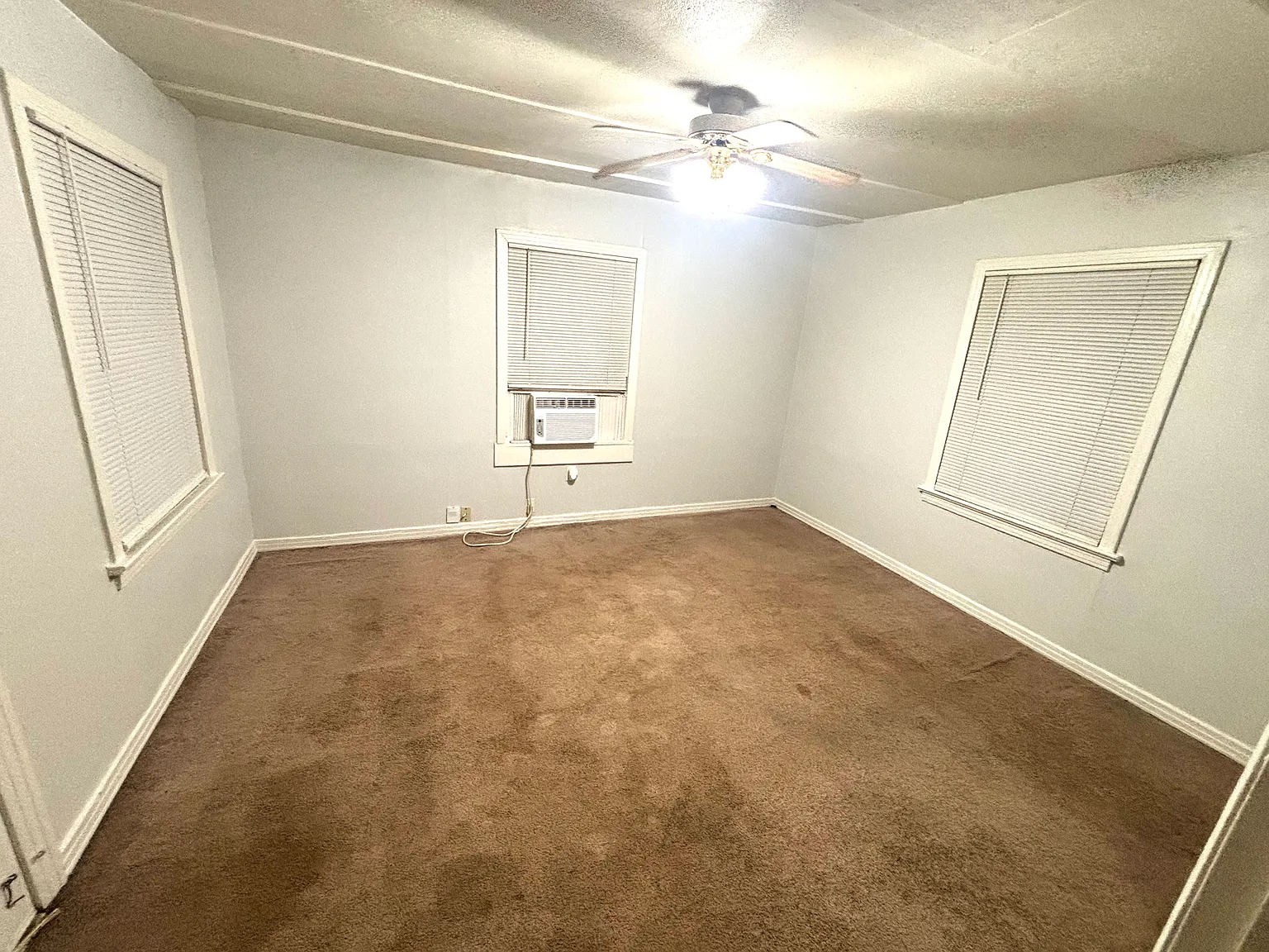 Studio, $720 — Photo 4