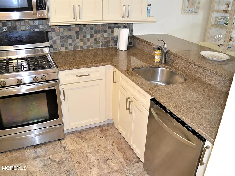 900 Ocean Ave #29 — Photo 27