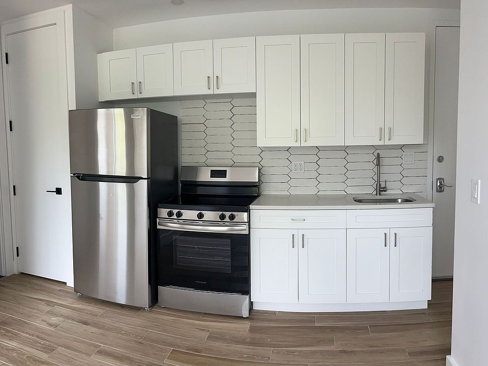 1st image of 1214 Ogden Ave