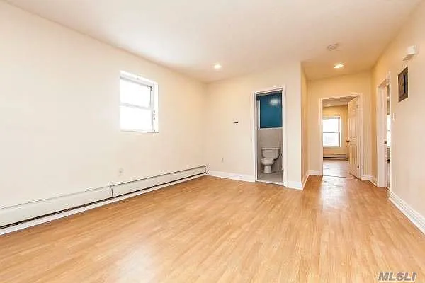 Rented by Century 21 American Homes | media 17