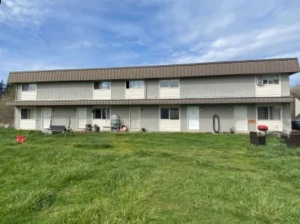 415 N 18th St, Elma, WA 98541