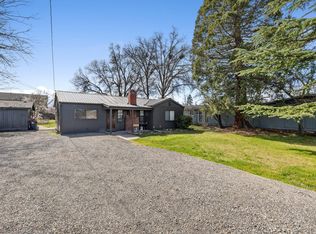 2058 Roberts Rd, Medford, OR 97504