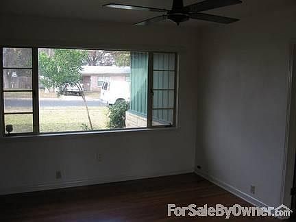 4th image of 326 Savannah Dr
