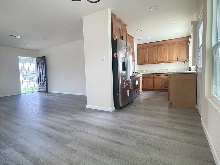 7949 Clearfield Ave — Photo 7