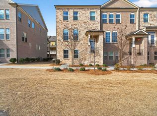 3960 Redwood Dr, Cumming, GA 30040
