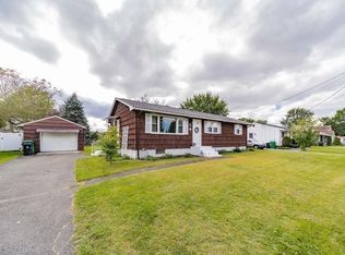 19 Freedom St, Chicopee, MA 01013