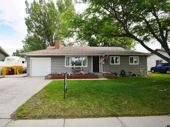 3044 Bruhn Way, Casper, WY 82609