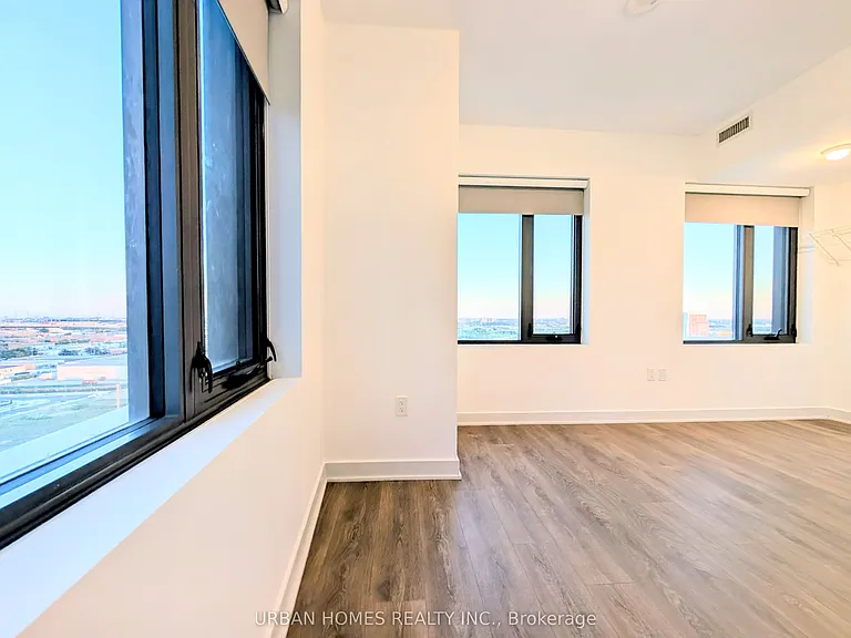 2920 Highway 7 Rd #1307 — Photo 11