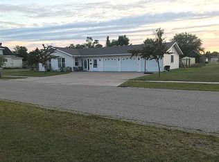 929 Bluff St, Quinnesec, MI 49876