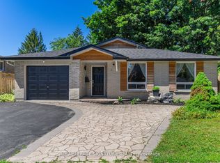4 Patricia Ave, Barrie, ON L4M 3J7
