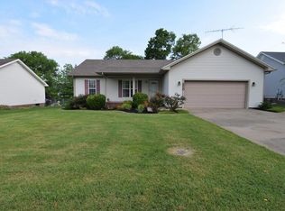 506 Clifton Ct, Hopkinsville, KY 42240