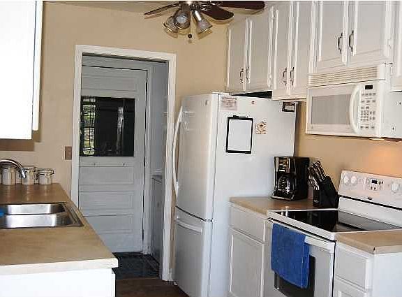 5th image of 802 E 4th Cir