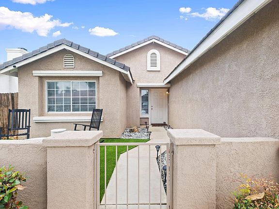 3rd image of 4911 Otters Meadow Dr