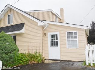 503 Lakeville Rd, Lakeville, MI 48367