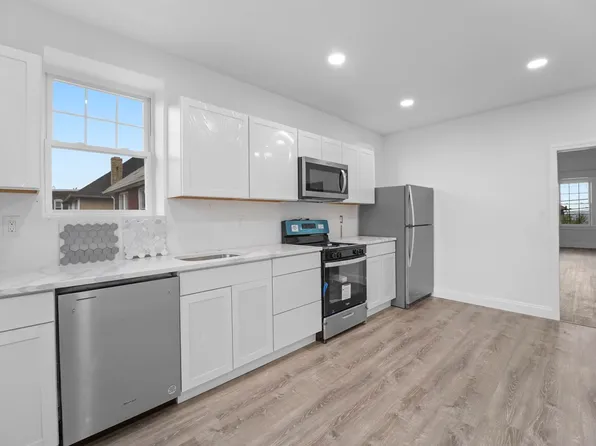 7308 Kennedy Boulevard image 11 of 17