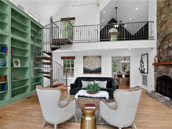 6360 Tennis Ct, Boston, VA 22713