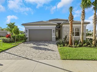 2631 Durham Cir, Naples, FL 34112