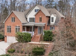 213 Whippoorwill Dr, Oak Ridge, TN 37830