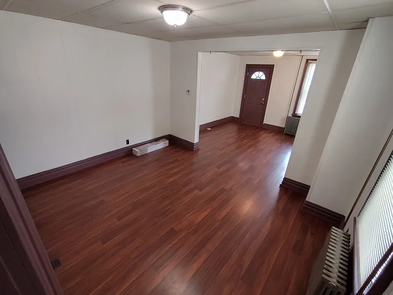 401 1/2 Frederick St — Photo 3