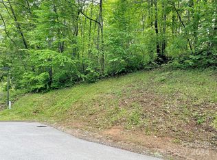 186 Aldersgate Rd, Waynesville, NC 28786