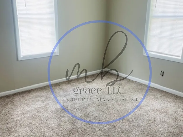21 Deborah Ln — Photo 17