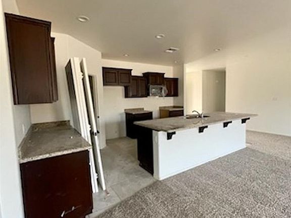 4th image of 7548 E 43rd Ln