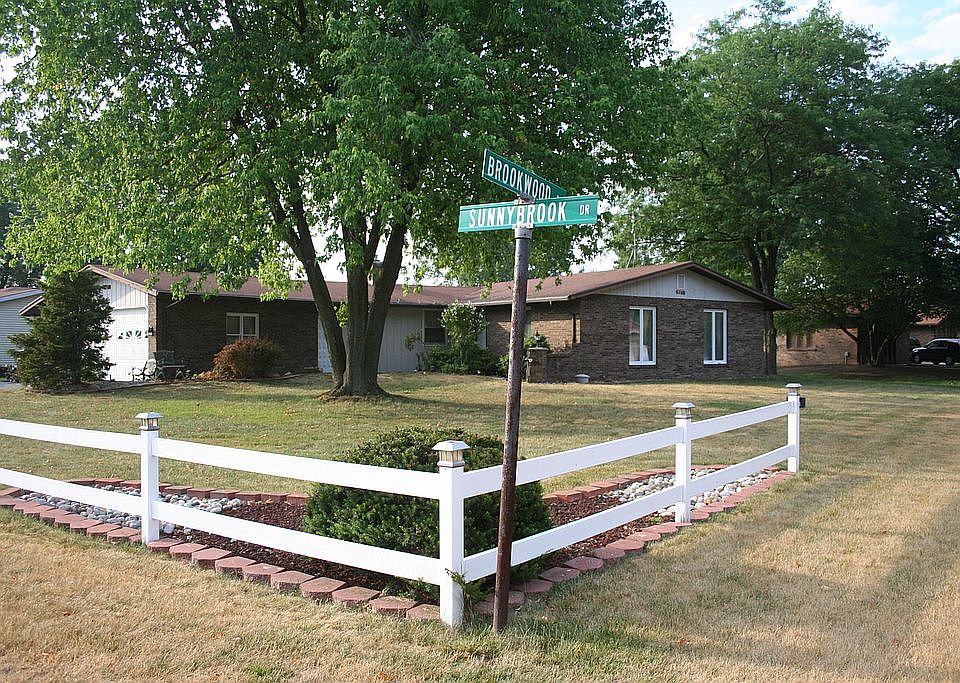 1st image of 6760 Brookwood Dr SW