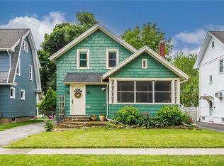 285 Roxborough Rd, Rochester, NY 14619