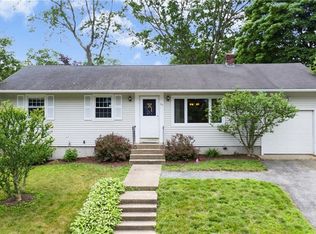 62 Yale Dr, Coventry, RI 02816