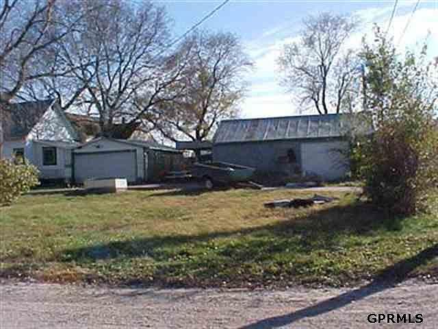 2nd image of 709 S Schneider St