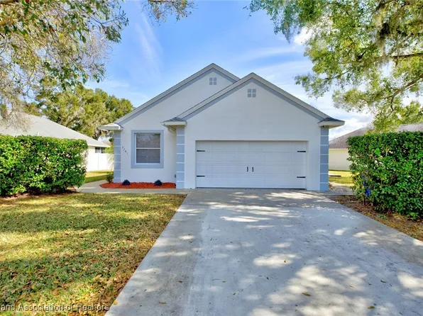 3781 Wynstone Dr, Sebring, FL 33875