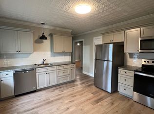 429 Broadway St #1, Chicopee, MA 01020