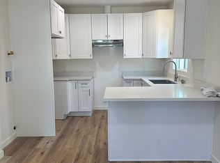 13211 Cranston Ave, Sylmar, CA 91342