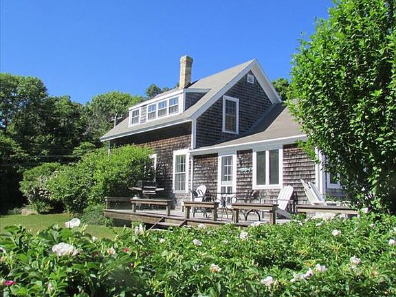 Menemsha cottage exterior summer