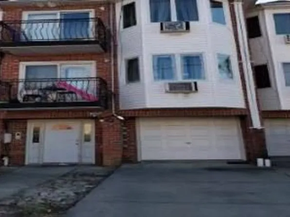 7414 91st Ave, Woodhaven, NY 11421